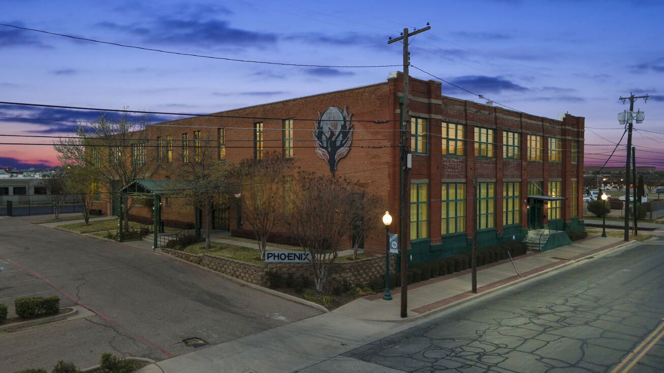 76941644853048e1a2c842c21a47f9bf_1306x734